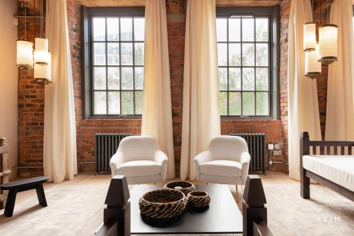 Apartment Africana At The Heim Residences Manchester